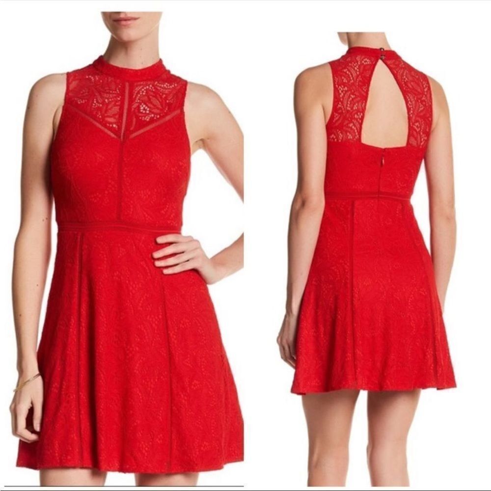 Guess Size 4 Red Sleeveless Lace Mock Neck Keyhole Back Mini Cocktail Dress